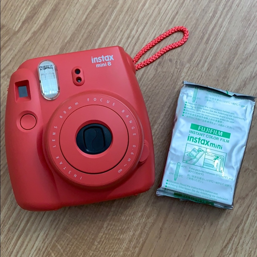 Instax Mini 8 Polaroid Camera